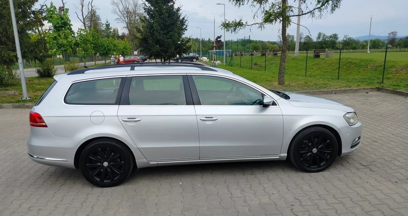 Volkswagen Passat cena 31000 przebieg: 228000, rok produkcji 2012 z Kłodzko małe 79
